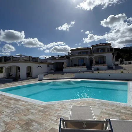 Semesterbostad Lutturai 1 *